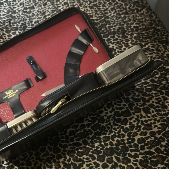 Vintage Chrome Griffon Germany Grooming Vanity Set - Picture 5 of 7